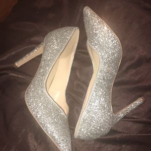 8.5 Silver Sparkling Prom, Banquet or Wedding shoe
